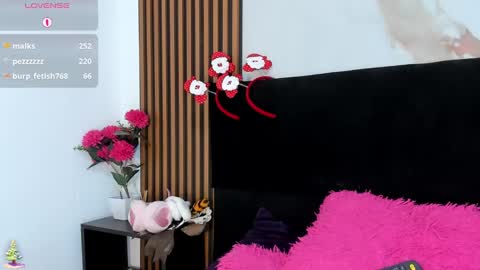 Snapshot of madelin_clerk chatting on 12-30-24, 09:19 Madelin Clerk online show from 12-30-24, 09:19