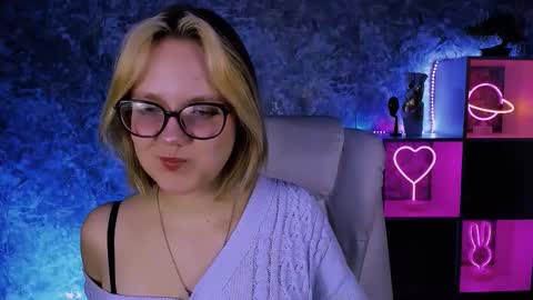 Madeline online show from 03-04-26, 05:02