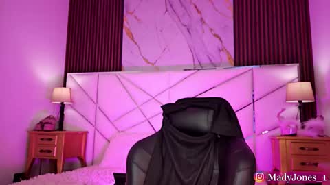 Madeline  online show from 03-06-26, 02:52