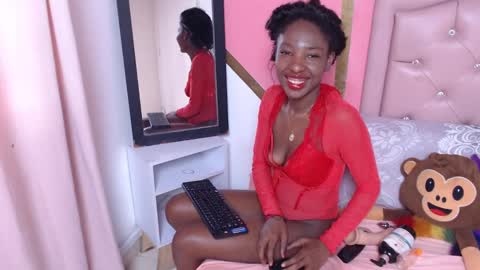 Snapshot of madeline_woods chatting on 02-14-25, 07:44 Madeline online show from 02-14-25, 07:44