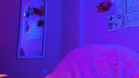 Madeline  online show from 03-01-25, 10:24