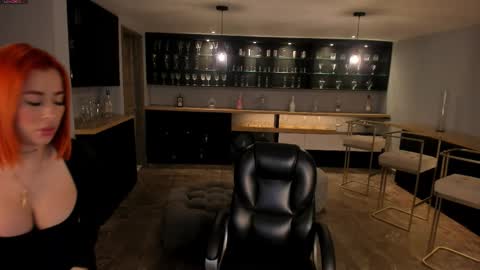 Snapshot of madelinefox_ chatting on 09-26-25, 10:19 Madeline online show from 09-26-25, 10:19