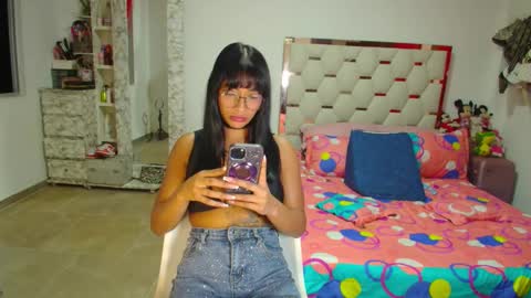 madelyn roses online show from 11-05-25, 12:43