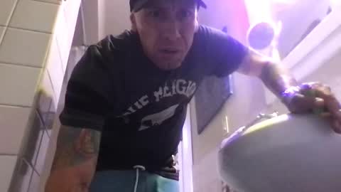 madeyoulook818 online show from 04-15-26, 09:05