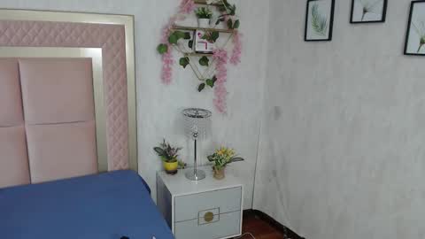 madhison_5 online show from 02-20-26, 12:49