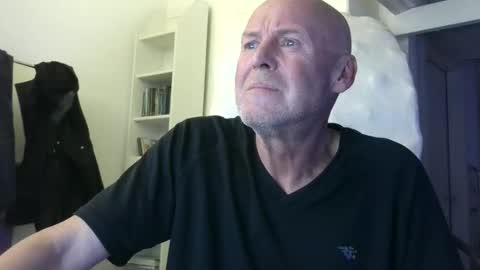 madio1187940 online show from 11-09-25, 11:58