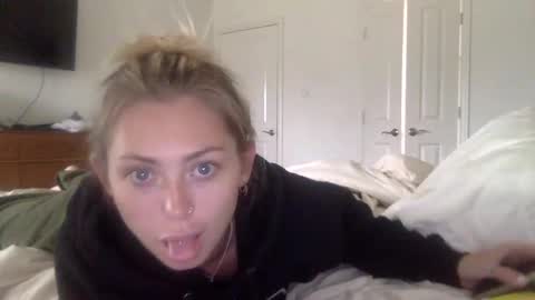 mari rose online show from 10-21-25, 02:29