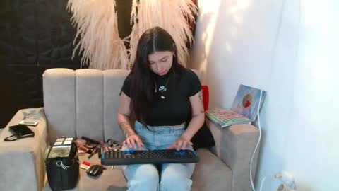 Snapshot of madison407843 chatting on 04-16-26, 02:18 madison407843 online show from 04-16-26, 02:18