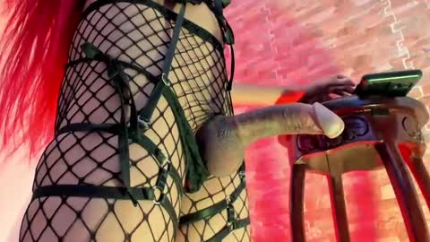 Snapshot of madison_cambell chatting on 02-25-25, 05:04 madison_cambell online show from 02-25-25, 05:04