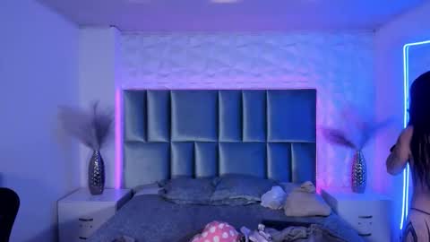 MADISON  online show from 10-10-25, 11:42