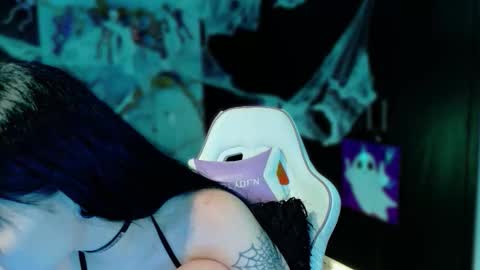 madison_jacksonn online show from 10-28-25, 11:07