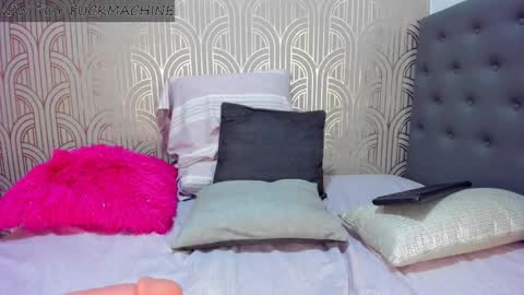   online show from 12-22-24, 12:49