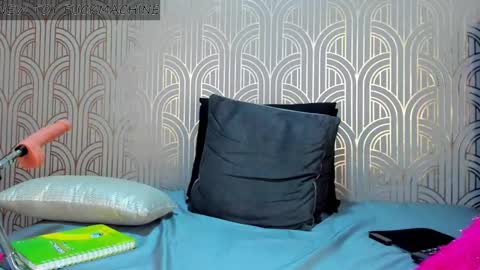   online show from 03-03-25, 01:21