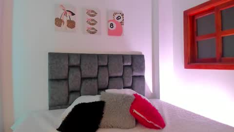 Snapshot of madison_rosee1 chatting on 03-09-26, 11:14 Madison Rosee online show from 03-09-26, 11:14