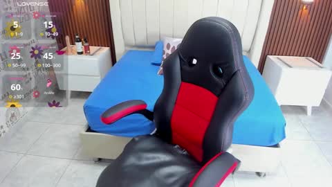 Snapshot of madisonclain chatting on 11-27-25, 02:57 madisonclain online show from 11-27-25, 02:57