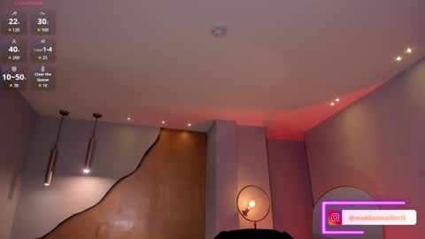 Snapshot of madisoncollinsx chatting on 02-22-26, 11:42 Maddi Collins online show from 02-22-26, 11:42