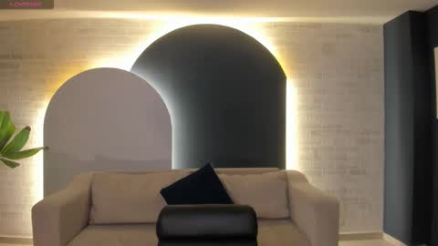 Snapshot of madisoncollinsx chatting on 03-08-26, 11:14 Maddi Collins online show from 03-08-26, 11:14