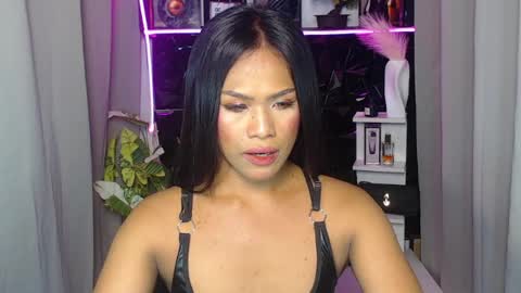 Snapshot of madisonwill_ chatting on 04-10-26, 06:34 MADISONWILL online show from 04-10-26, 06:34