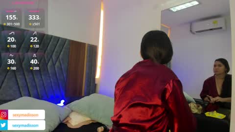 Snapshot of madisson7 chatting on 01-22-25, 12:06 Madisson online show from 01-22-25, 12:06