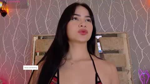 Snapshot of madisson_fox1 chatting on 10-23-25, 12:26 online show from 10-23-25, 12:26