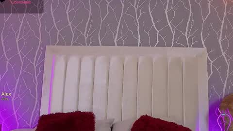 Snapshot of madisson_fox1 chatting on 12-02-25, 12:54 online show from 12-02-25, 12:54