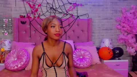 Snapshot of madissonbonny_ chatting on 10-31-25, 08:43 madissonbonny_ online show from 10-31-25, 08:43