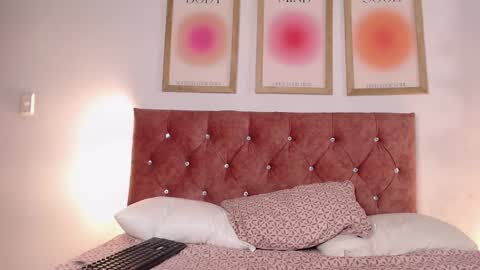 Snapshot of madissonkay chatting on 11-09-25, 07:12 online show from 11-09-25, 07:12