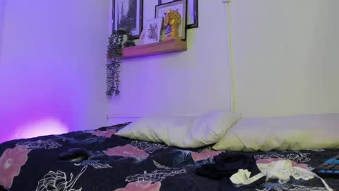    online show from 05-15-26, 05:53