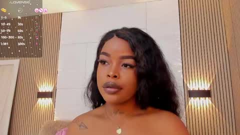 Snapshot of madissonlopez chatting on 05-24-26, 08:14 Madisson Lopez online show from 05-24-26, 08:14