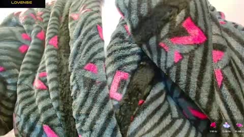 Leena online show from 03-10-25, 03:41