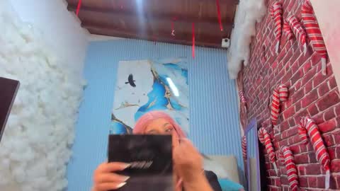 Snapshot of madokaa22 chatting on 01-17-26, 12:10 Madoka online show from 01-17-26, 12:10