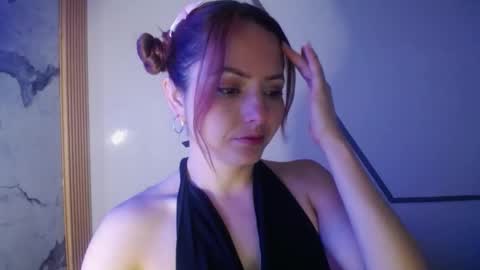 Snapshot of mady0619_ch chatting on 09-11-25, 10:37 Mady online show from 09-11-25, 10:37