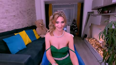 Madye Roberts online show from 12-31-24, 08:45