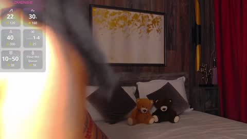 Snapshot of madyluxx chatting on 01-25-25, 08:00 MadyLuxx online show from 01-25-25, 08:00