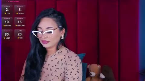 MadyLuxx online show from 06-11-26, 07:01
