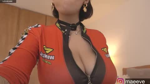 Maeve  schedule 11 am- 530 pm colombia time  online show from 03-03-25, 08:00