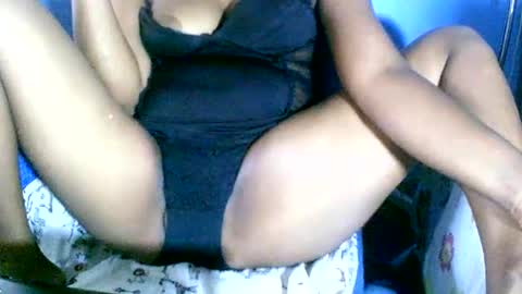 MaelahLove online show from 03-05-25, 02:23