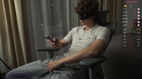 Snapshot of maestro3369 chatting on 09-28-25, 07:30 Mike XMaestro 3369 online show from 09-28-25, 07:30