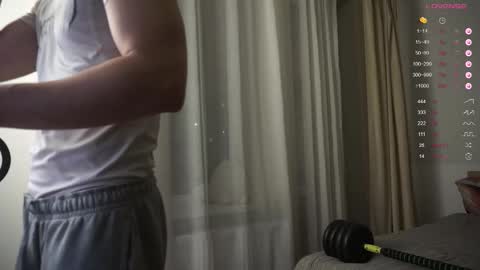 Snapshot of maestro3369 chatting on 10-19-25, 07:36 Mike XMaestro 3369 online show from 10-19-25, 07:36