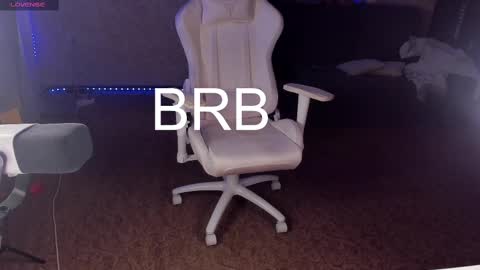 Maevee online show from 02-22-25, 09:34