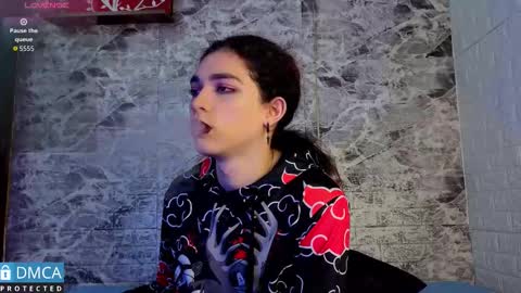 maevekuro online show from 12-17-25, 03:12