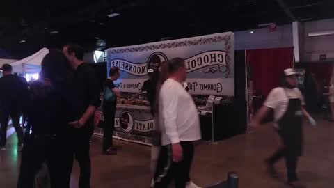 Meaves online show from 10-18-25, 10:21