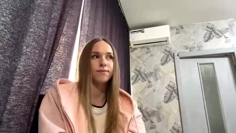 Sara online show from 02-24-26, 06:11