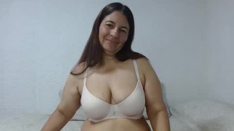 Snapshot of mafe_astor chatting on 02-10-26, 07:51 mafe online show from 02-10-26, 07:51