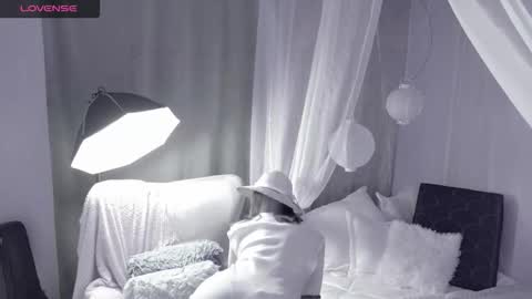 magali online show from 10-21-25, 11:16