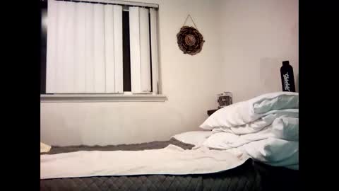 magdalena_805 online show from 11-04-25, 02:54