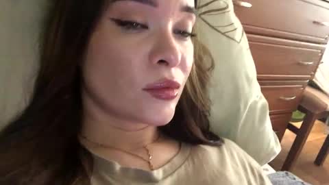 magggg658318 online show from 09-09-25, 10:37