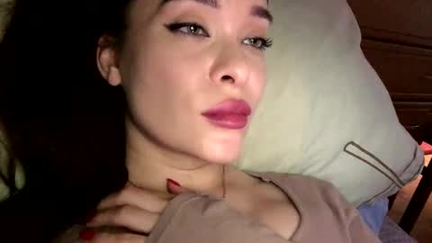 magggg658318 online show from 09-23-25, 02:20