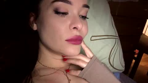 magggg658318 online show from 10-03-25, 02:58