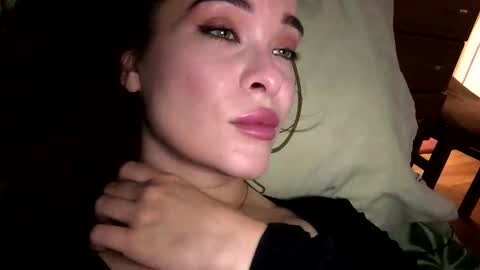 magggg658318 online show from 11-09-25, 12:58